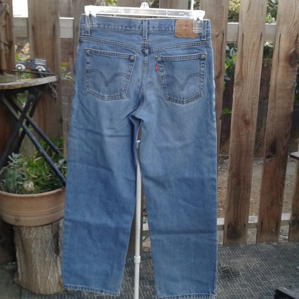Men's Levi's 550 relaxed fit size 29-29 regular 18 good condition no rips